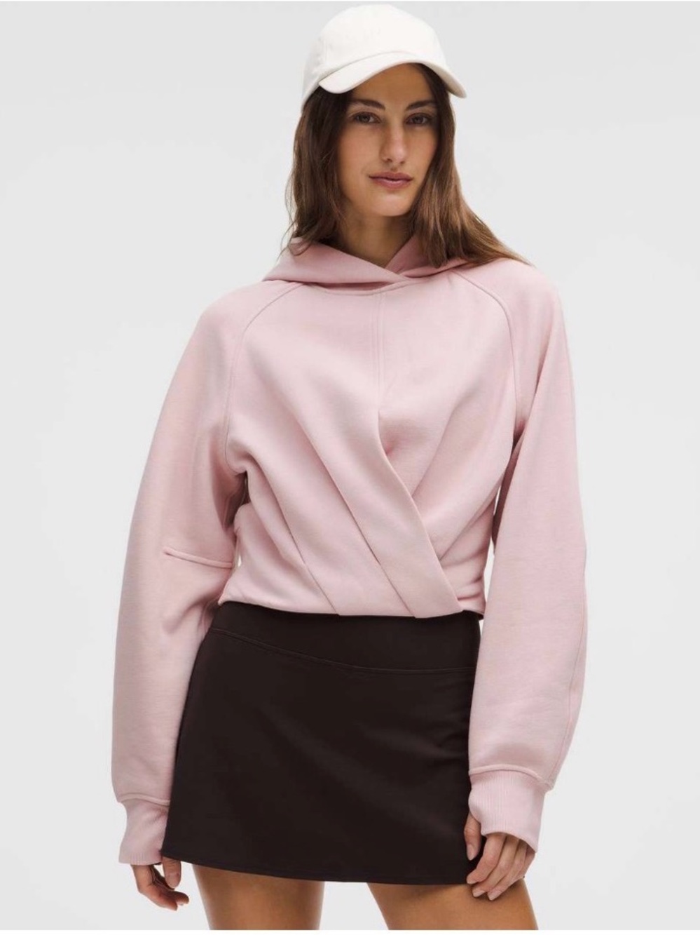 Lululemon Scuba Cropped Wrap Pullover Hoodie
Mink Berry